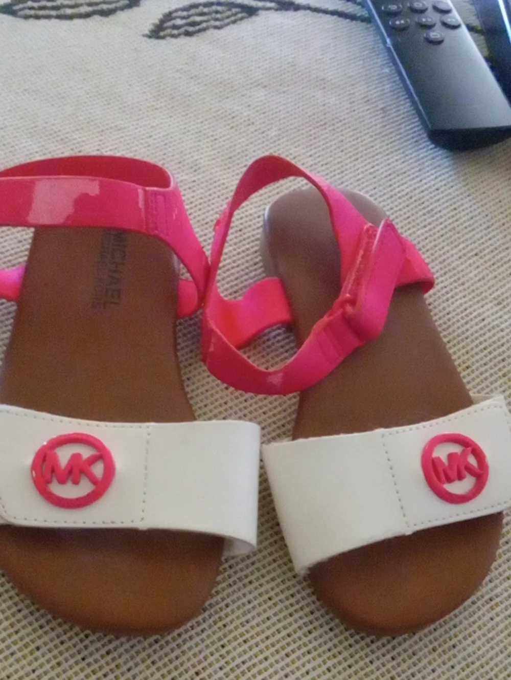 Michael Kors Girls Pink and White Logo Strap Sandals Size 7 T